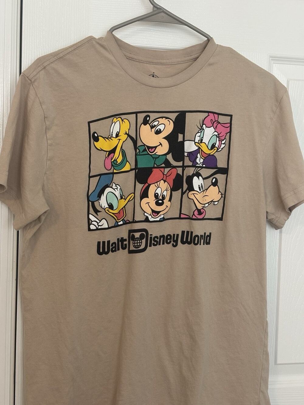 Disney Walt Disney World Character Grid Graphic Adult T-Shirt M Beige